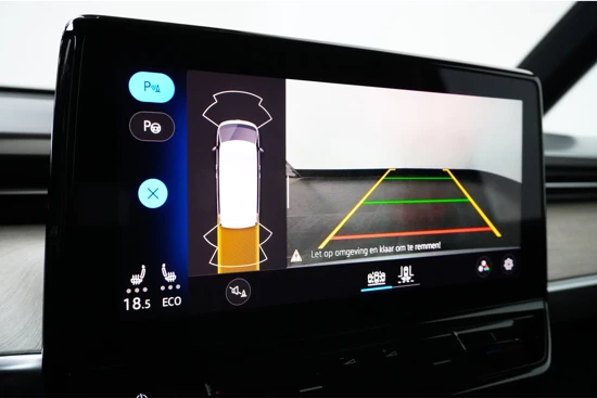 Volkswagen ID. Buzz 1st 77kWh 204PK | Fabrieksgarantie 11/2024 | Matrix LED Verlichting | Stoelverwarming | Stoelverwarming | Sfeerverlichting | 20'