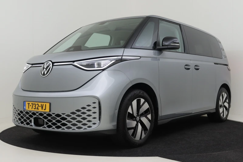 Volkswagen ID. Buzz 1st 77kWh 204PK | Fabrieksgarantie 11/2024 | Matrix LED Verlichting | Stoelverwarming | Stoelverwarming | Sfeerverlichting | 20'