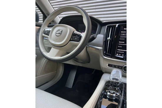 Volvo S90 RECHARGE T8 ULTIMATE BRIGHT *UIT VOORRAAD LEVERBAAR* 90.900,-