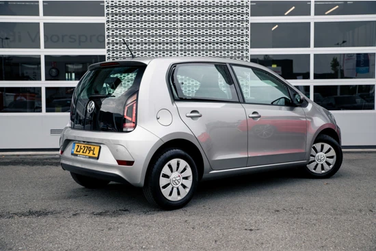 Volkswagen up! 1.0 BMT Move up! | Camera | Airconditioning | Cruise control | Parkeersensoren