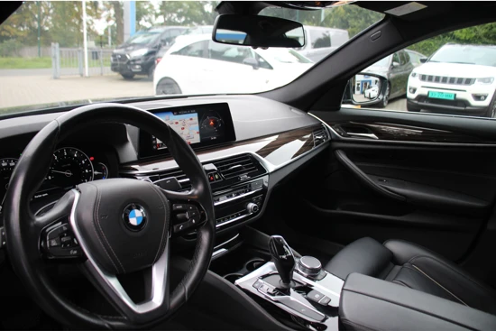 BMW 5 Serie 520i Corporate Lease High Executive | NL-Auto! | Leder | Imperial Blue Pearl | Prachtige Staat!