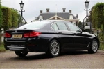 BMW 5 Serie 520i LuxuryLine | NL-Auto! | Leder | Comfort Zetels | Imperial Blue Pearl | Camera | Memory Seats | Adaptive Led | Prachtige Sta