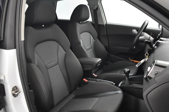 Audi A1 Sportback Adrenalin 1.4 125 PK TSI Sportback | Cruise Control | Elektrisch Panorama-dak | S-line exterieur | Bluetooth