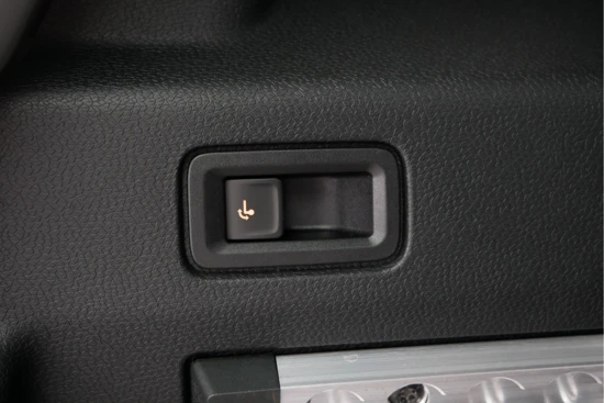 Volkswagen ID. Buzz Cargo | Elek. trekhaak | Camera | Stoelverwarming | Carplay | Navigatie |