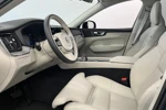 Volvo XC60 Recharge T6 AWD Plus Dark | Panoramadak | 21" wielen | Getint glas | Trekhaak |