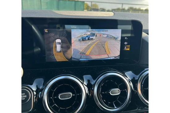 Mercedes-Benz GLA 250e 160Pk Automaat | Adaptieve Cruise | Camera | Navigatie | Lederen bekleding | Virtual dashboard |