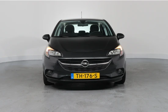 Opel Corsa 1.4 Favourite | Dealer Onderhouden! | Trekhaak | Navi | Airco | Cruise | Parkeersensoren | Lichtmetalen Velgen 16''