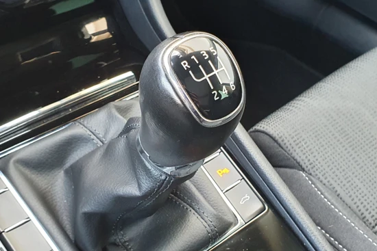 Škoda Superb Combi 1.5 150PK ACT TSI Ambition Business | 1e Eigenaar! | Pano Dak | Memory Seat | Camera | Navigatie |