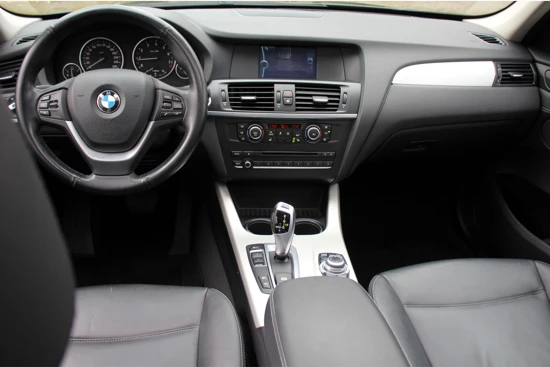 BMW X3 XDRIVE20I HIGH EXECUTIVE AUTOMAAT | PANODAK | LEDER | NAVI | CLIMA | STOELVERWARMING | CRUISE | PARK SENS V+A | TREKHAAK AFNEEMB