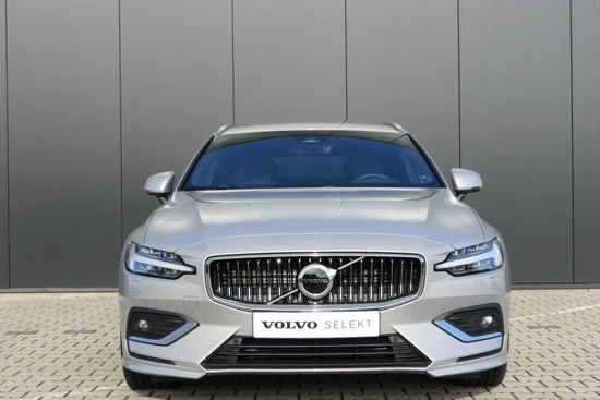 Volvo V60 B4 Ultimate Bright l Panoramadak l Stylingkit l 20''velgen l Heico uitlaten