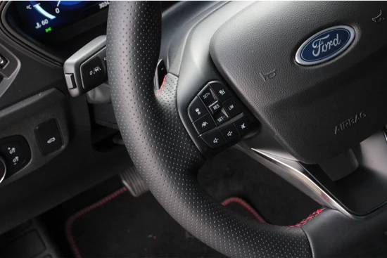 Ford Focus 1.0 EcoB. Hybrid 155pk Automaat ST-Line | Adaptive Cruise | BLIS | Camera | Stuur- en stoelverwarming