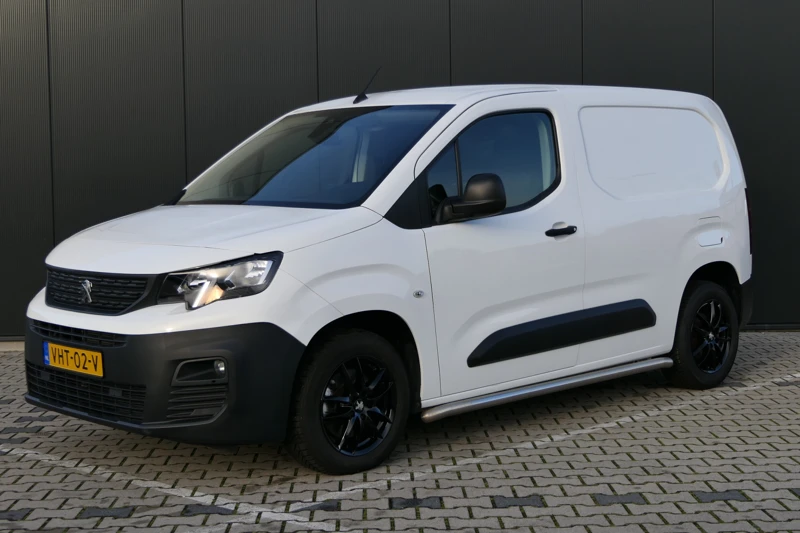 Peugeot Partner 1.5 BlueHDI 130pk Automaat Premium | Lichtmetalen Velgen | CarPlay/AndroidAuto | Cruise Control | Airco | Parkeersensoren