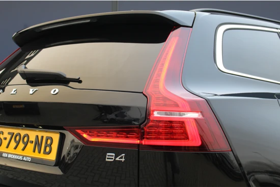 Volvo V60 2.0 B4 | Driver Assist | Trekhaak | Park Assist | Keyless | CAM | Climate Pack | AppleCarPlay | Elec. achterklep |