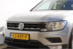 Volkswagen Tiguan 1.4 TSI 125PK Connected Series | Trekhaak | Navigatie | App-Connect | 17'' LMV | Parkeersensoren v+a | Cruise Control | 100% Dea