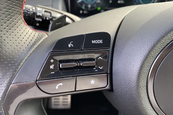 Hyundai Tucson 1.6 T-GDI PHEV 265pk N-Line AWD Automaat | Leder | Camera | Keyless | Full-Led | Navigatie | Alcantara | Krell Audio | 19" Licht