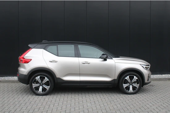 Volvo XC40 Recharge Plus | Microtech bekleding | Pilot Assist | BLIS | Stoel- stuurverwarming | Keyless | Elektrische achterklep