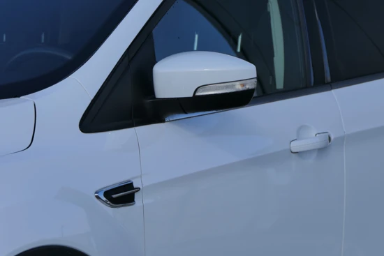 Ford Kuga 1.5 EcoBoost Trend Ultimate | Climate Control | Navigatie | Lichtmetalen Velgen | CarPlay/AndroidAuto | Parkeersensoren