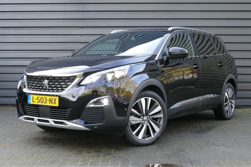 Peugeot 5008 1.2 PURETECH 130PK 7-ZITS GT-LINE AUTOMAAT / NAVI / CLIMA / PDC / CAMERA / 19" LMV / TREKHAAK / FULL-LED / BLUETOOTH / CRUISECON