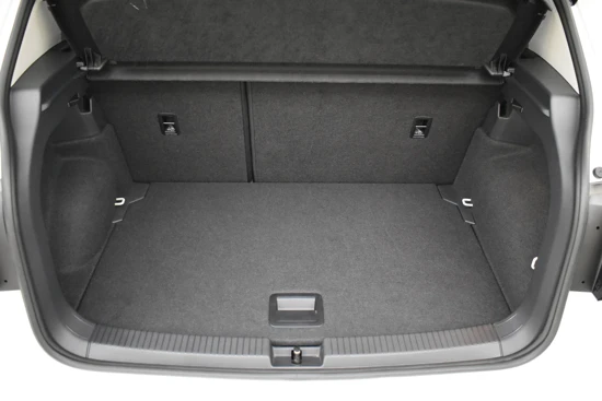 Volkswagen T-Cross 1.0 TSI 110PK DSG/AUTOMAAT | Parkeersensoren voor + achter | Cruise Control | Dodehoek assistent | DAB | Voorstoelen verwarmd |