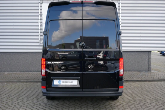 Volkswagen Crafter | Hero Edition | 177 pk | Eco Leder | Led | Zonneklep | Navigatie | Spoilers