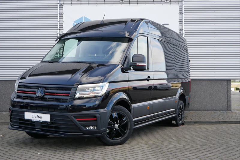 Volkswagen Crafter | Hero Edition | 177 pk | Eco Leder | Led | Zonneklep | Navigatie | Spoilers