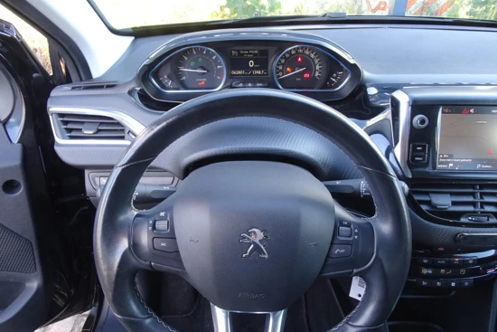 Peugeot 2008 1.2 PureTech Allure