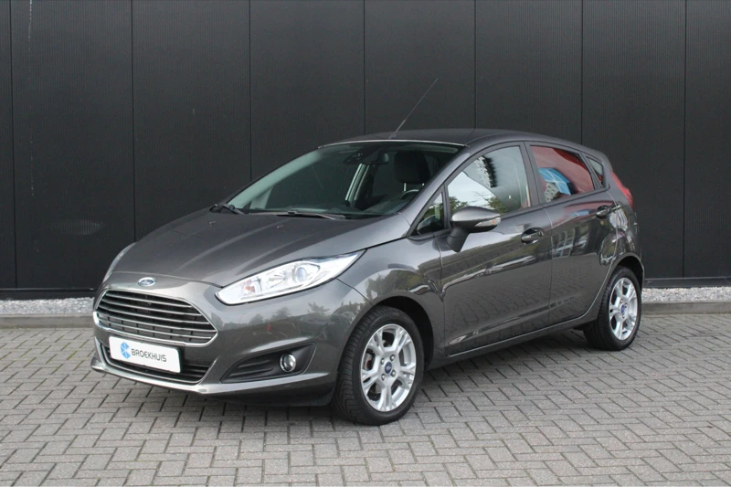 Ford Fiesta 1.0 100pk Titanium AUTOMAAT | WINTER PACK | CRUISE CONTROL | 4 SEASON BANDEN