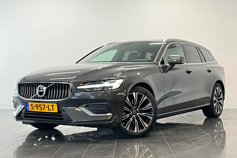 Volvo V60 B4 Plus Bright | Elektrische stoelen | Camera | Blis | Pilot Assist | Keyless | Elek. achterklep