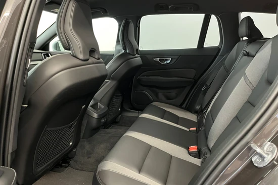 Volvo V60 B4 Plus Bright | Elektrische stoelen | Camera | Blis | Pilot Assist | Keyless | Elek. achterklep