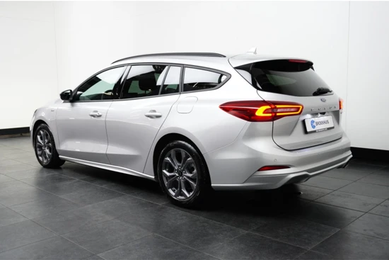 Ford Focus Wagon 1.0 EcoBoost Hybrid ST Line | Verlengde Garantie 03-2028 / 100.000km | Winter Pakket | Driver Assistance Pakket | Camera |