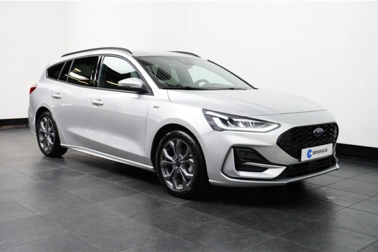 Ford Focus Wagon 1.0 EcoBoost Hybrid ST Line | Verlengde Garantie 03-2028 / 100.000km | Winter Pakket | Driver Assistance Pakket | Camera |