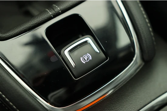 Opel Grandland X 1.2 Turbo Innovation | 1e Eigenaar | Dealer OH | Navigatie | Climate Control | Keyless | Camera | Elektr achterklep | 19 Inch Li