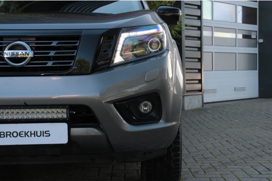 Nissan Navara 2.3 dCi Automaat New N-Guard Double Cab | Trekhaak | 360 Camera | Schuifdak | Stoelverwarming | Keyless