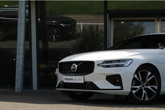 Volvo V60 B4 Plus Dark | Harman/Kardon | Lighting-pack | Panoramadak | Elek. Stoelen | 360° Camera | Adaptive Cruise