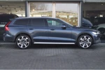 Volvo V60 Cross Country B5 AWD Ultimate | Head-Up | Harman/Kardon | Standkachel | 360° Camera | Trekhaak | Adaptive Cruise | Elektrische S