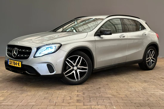 Mercedes-Benz GLA 180 Premium Plus | Automaat | Stoelverwarming | Leder\Stof | Navigatie | AGR Stoelen | Parkeersensoren | Bluetooth |