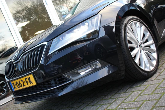 Škoda Superb Combi 2.0 TSI 4X4 AUTOMAAT 280PK | FULL OPTIONS! | DEALER OH! | PANODAK | LEDER | ELEKTRISCH + MEMORY | NAVI | CAMERA | CLIMA |