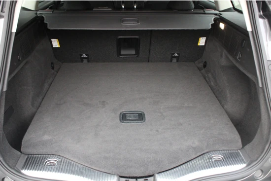 Ford Mondeo Wagon 1.5 160pk Titanium | Groot Navigatie incl. Bluetooth