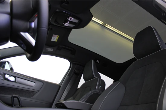 Volvo C40 252PK Extended Range Ultimate | Pixel LED | Nubuck | HK Audio | Getint Glas | Elektr Stoelen