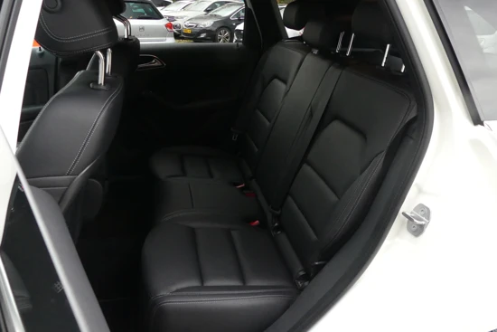 Mercedes-Benz B-Klasse 200 Prestige AMG | LEDER | 18'' LMV | STOELVERWARMING | CAMERA |