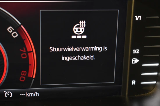 Škoda Karoq 1.5 TSI ACT 150pk Sportline Business | Cruise control | Navigatie | Led koplampen | Privacy glass | Stuur + Stoelverwarming | Ap