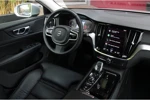 Volvo V60 T6 Twin Engine AWD Inscription | Camera | Trekhaak | Cruise Control | Carplay | 19" velgen