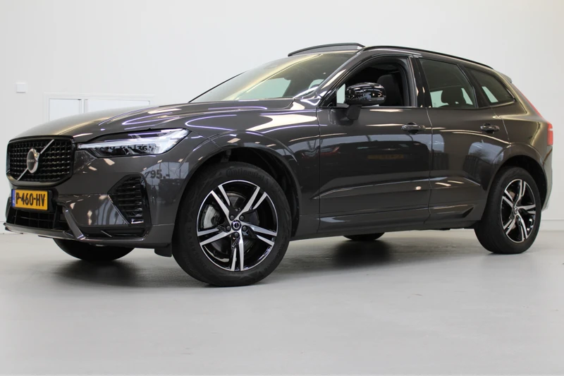 Volvo XC60 B5 250PK R-Design | Panoramadak | Achterb Verw | Head Up | Trekhaak | 4 Zone Climate | Power Seats