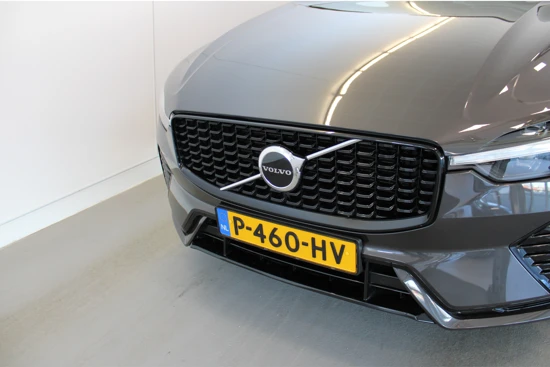 Volvo XC60 B5 250PK R-Design | Panoramadak | Achterb Verw | Head Up | Trekhaak | 4 Zone Climate | Power Seats