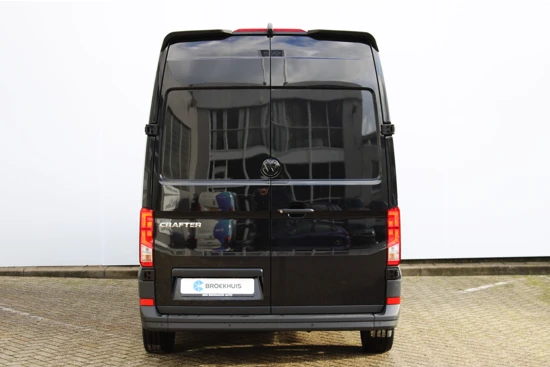 Volkswagen Crafter 35 2.0 TDI 177PK L3H2 Exclusive | Hero Edition | Eco Leder | Led | Zonneklep | Navigatie | Spoilers