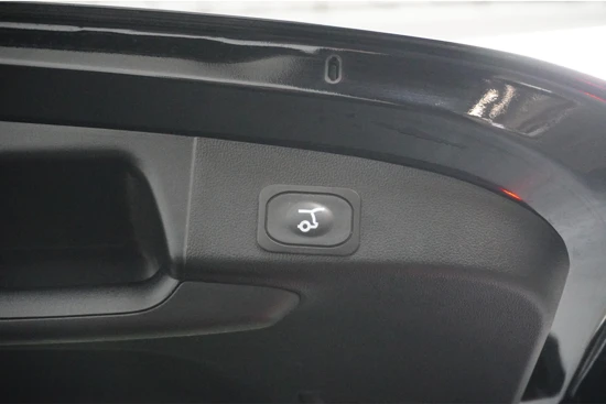 Ford Focus Wagon 1.0 EcoBoost 155pk Automaat Hybrid ST Line-X | Keyless | Camera | Winterpack | Sync 4 | Adaptieve Cruise |