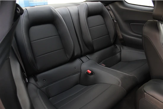 Ford Mustang Fastback GT V8 | 19 inch | Lederen bekleding | Adaptieve Cruise | Achteruitrijcamera | Verlengde garantie! |