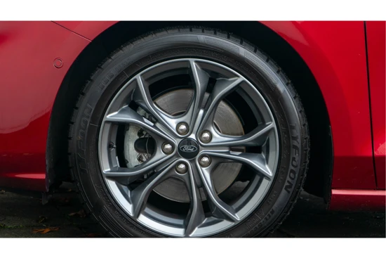 Ford Focus WAGON 1.0EB 125PK ST-LINE | PANO DAK | WINTERPACK | ORIGINEEL NL! | DEALER OH! |