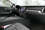 Volvo V60 B4 |Adaptive Cruise | Camera | 18" | Trekhaak | All Season banden | Navigatie