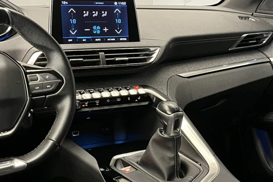 Peugeot 3008 1.2 130PK GT Line | Apple/Android Carplay | Parkeersensoren | 18" Lichtmetaal | Chroom |